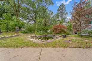8602 Maple Ave, Gary, IN 46403 - Photo 47