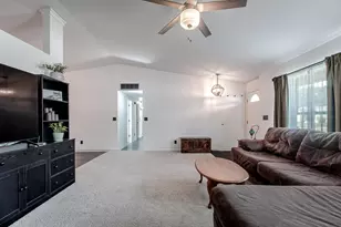 2124 Saffron St, Portage, IN 46368 - Photo 5