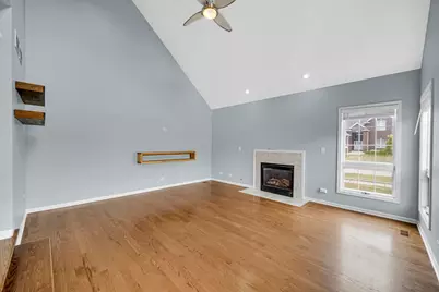 310 Cornwall Circle, Munster, IN 46321 - Photo 15