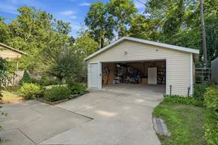 609 Washington Park Blvd, Michigan City, IN 46360 - Photo 21