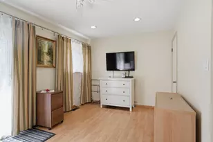 609 Washington Park Blvd, Michigan City, IN 46360 - Photo 9