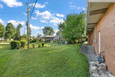 700 W 55th Avenue, Merrillville, IN 46410 - Photo 19