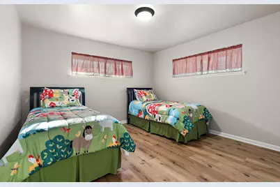 700 W 55th Avenue, Merrillville, IN 46410 - Photo 11