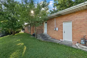 700 W 55th Ave, Merrillville, IN 46410 - Photo 21