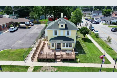 321 Broadway Avenue, Chesterton, IN 46304 - Photo 3