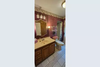 106 W 15th Street, La Porte, IN 46350 - Photo 21
