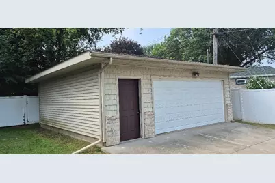 106 W 15th Street, La Porte, IN 46350 - Photo 29