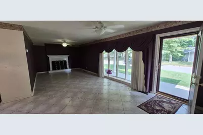 106 W 15th Street, La Porte, IN 46350 - Photo 5