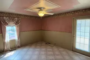 106 W 15th St, La Porte, IN 46350 - Photo 17