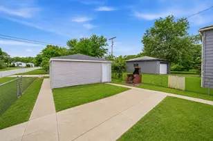2401 Buchanan St, Gary, IN 46407 - Photo 5