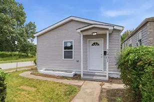 2401 Buchanan St, Gary, IN 46407 - Photo 35