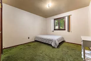 7633 Hemlock Ave, Gary, IN 46403 - Photo 17