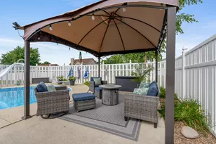 9188 Maple Dr, Saint John, IN 46373 - Photo 51