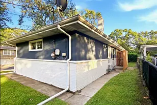 3930 Marshall St, Gary, IN 46408 - Photo 5