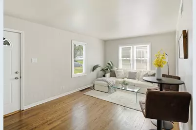 8314 Gordon Drive, Highland, IN 46322 - Photo 5