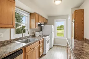 8314 Gordon Dr, Highland, IN 46322 - Photo 9
