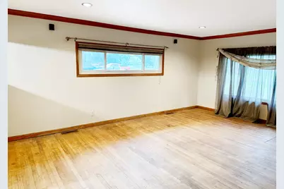 3538 N Lake Park Avenue, Hobart, IN 46342 - Photo 5