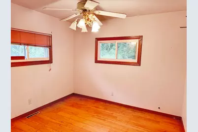 3538 N Lake Park Avenue, Hobart, IN 46342 - Photo 7
