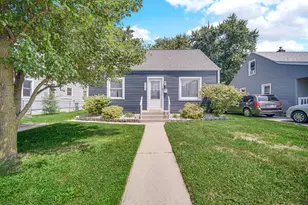 1106 Beulah Vista Blvd, Valparaiso, IN 46383 - Photo 1