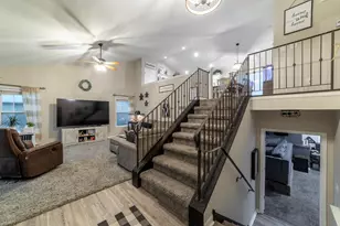 18429 Kaiti Dr, Lowell, IN 46356 - Photo 5