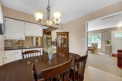 8805 Lee Street, Crown Point, IN 46307 - Photo 7