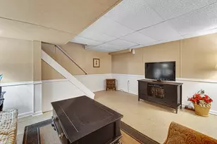 8805 Lee St, Crown Point, IN 46307 - Photo 19