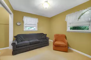 8805 Lee St, Crown Point, IN 46307 - Photo 13