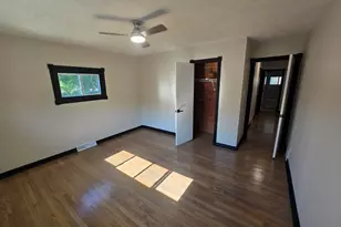 4422 E 20th Ct, Gary, IN 46405 - Photo 11