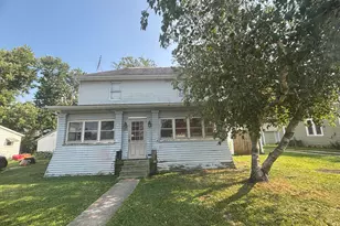 109 E Prairie St, Goodland, IN 47948 - Photo 1