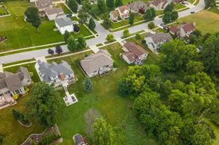 4003 W 92nd Pl, Merrillville, IN 46410 - Photo 19
