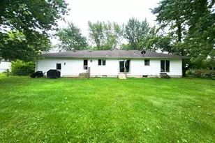 268 S State Rd 2, Hebron, IN 46341 - Photo 5