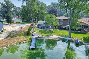409 Lakeview Ct, Lowell, IN 46356 - Photo 5