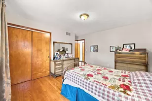 203 N Wiggs St, Griffith, IN 46319 - Photo 13