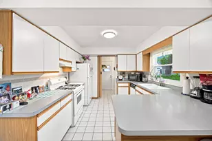 203 N Wiggs St, Griffith, IN 46319 - Photo 7