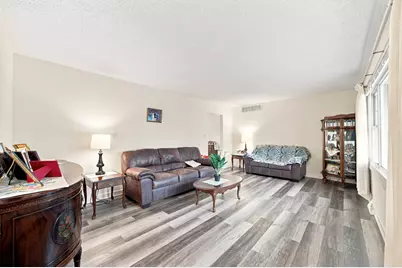 203 N Wiggs Street, Griffith, IN 46319 - Photo 3