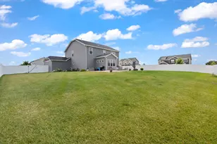 528 Sweetbay St, Valparaiso, IN 46385 - Photo 37