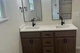 2537 Longwood Dr, Highland, IN 46322 - Photo 9