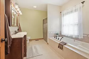 3663 Woodgate Dr, Wheatfield, IN 46392 - Photo 23