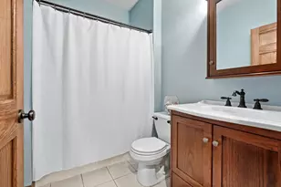 3663 Woodgate Dr, Wheatfield, IN 46392 - Photo 9
