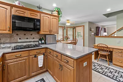 11458 Burr Street, Crown Point, IN 46307 - Photo 9