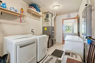 484 E Robbins St, Wheatfield, IN 46392 - Photo 19