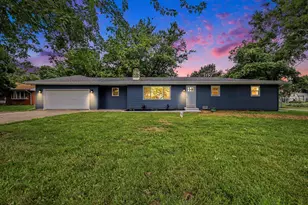 838 N 450 W, Valparaiso, IN 46385 - Photo 1
