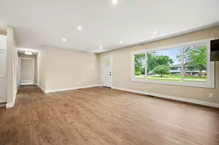 838 N 450 W, Valparaiso, IN 46385 - Photo 7