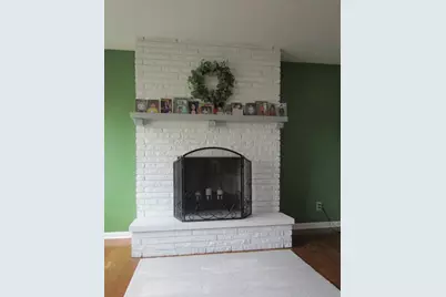 1105 E Rand Street, Hobart, IN 46342 - Photo 7