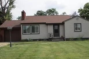 1105 E Rand St, Hobart, IN 46342 - Photo 3