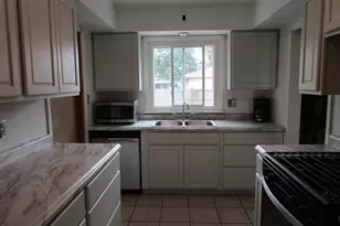 1105 E Rand St, Hobart, IN 46342 - Photo 11