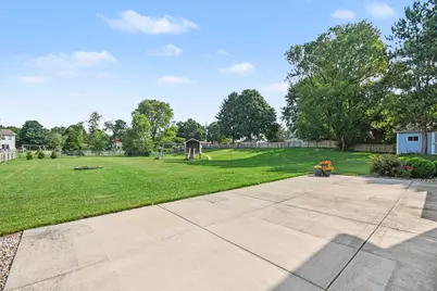 4977 E Robin Court, Rolling Prairie, IN 46371 - Photo 15