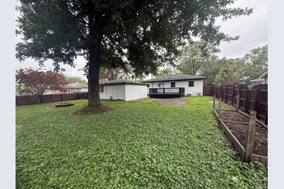 9151 Cottage Grove Place, Highland, IN 46322 - Photo 17