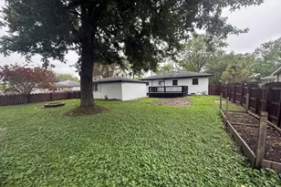 9151 Cottage Grove Pl, Highland, IN 46322 - Photo 17
