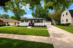 9151 Cottage Grove Pl, Highland, IN 46322 - Photo 1